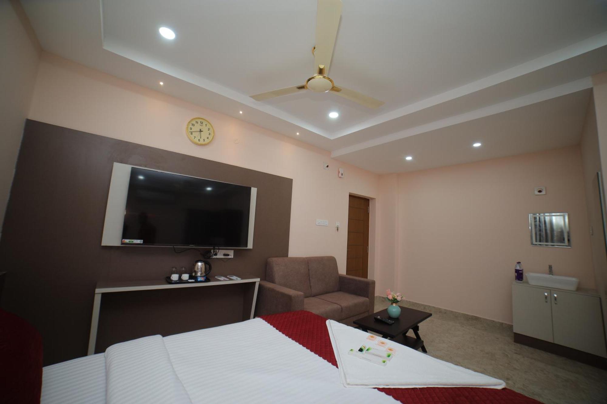 Sri Ganesh Grand Hotel Tirupati Kültér fotó